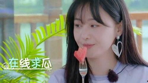 娱乐吃瓜酱妮妮在线观看,妮妮在线观看，揭秘明星幕后故事